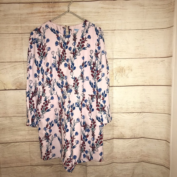 Draper James Dresses & Skirts - Draper James size 10 pink Floral romper
